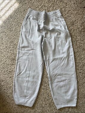 Women’s Light Gray Barrel Leg Pants